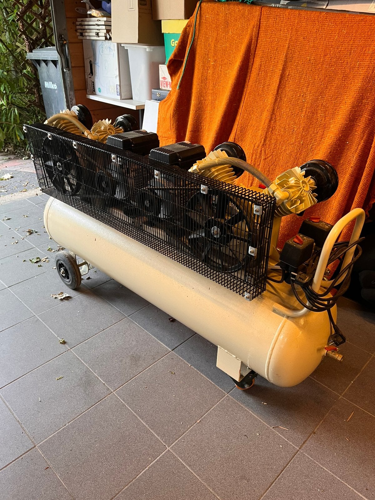 Te koop: JAVAC TX-3 BIS professionele compressor – 230V, Bricolage & Construction, Compresseurs, Comme neuf, Enlèvement
