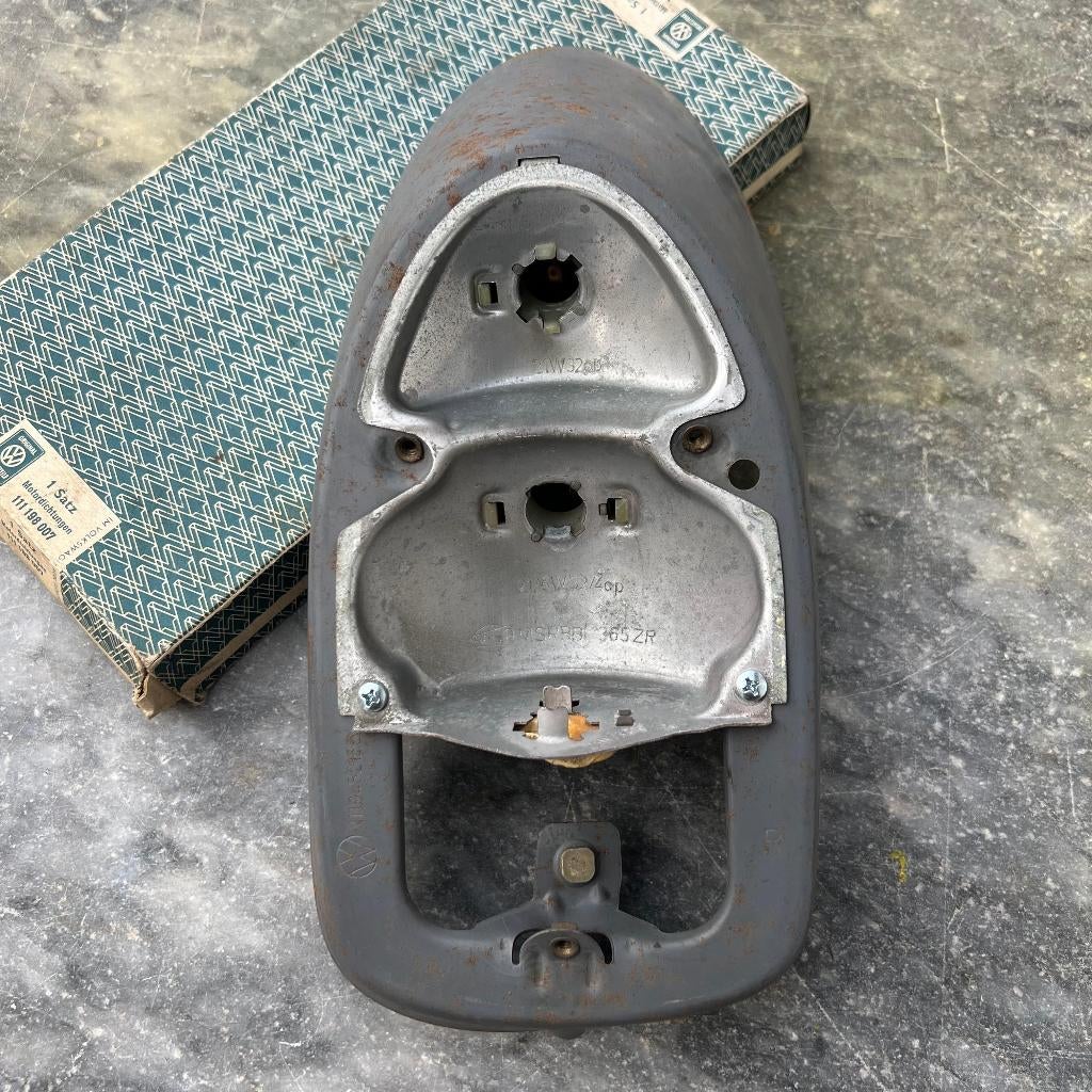 Feu arrière VW Beetle NOS 68-73, Autos : Divers, Accessoires de voiture, Utilisé, Enlèvement ou Envoi
