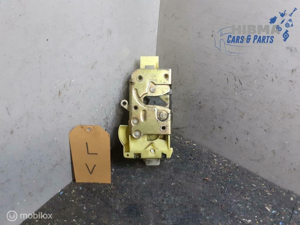 Deurslot Mechaniek Ford Focus I Links-Voor  XS41-A21813-CE, Gebruikt, Ford, Ophalen of Verzenden, Ford