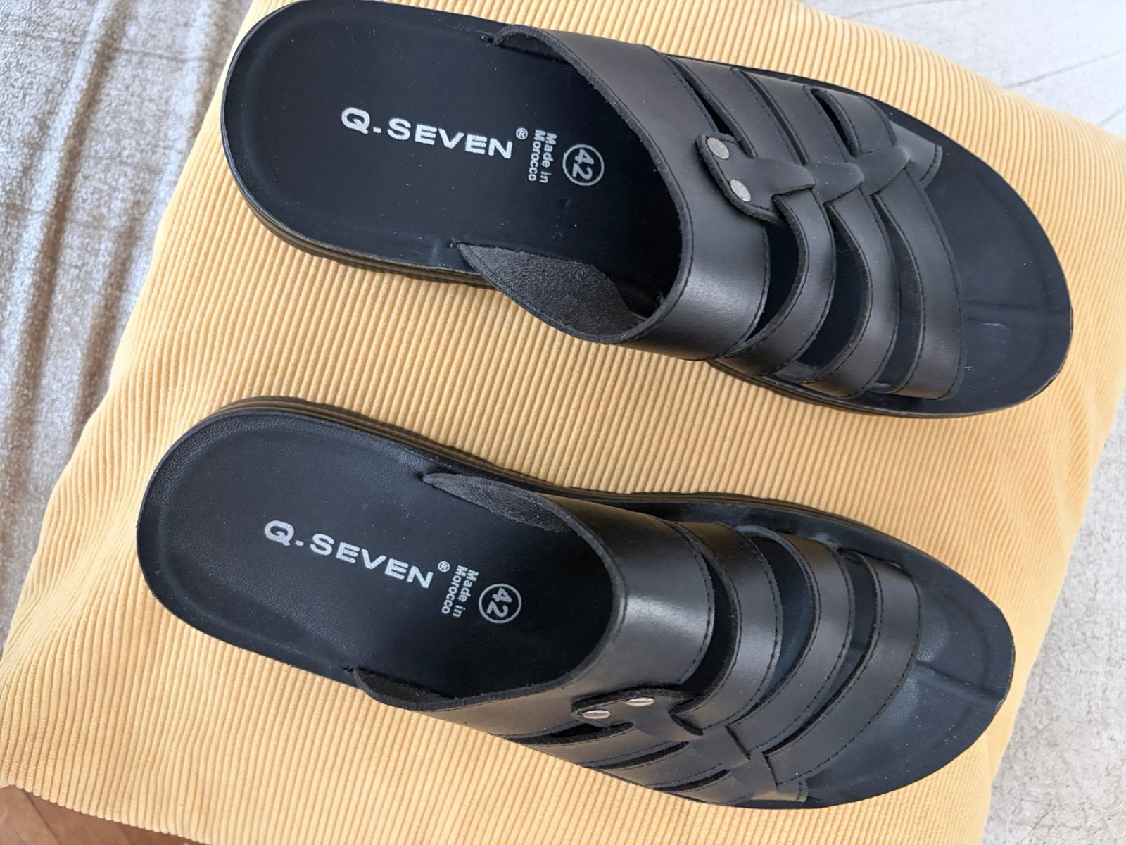 Sandale ete cuir noir 42, Enlèvement, Comme neuf, Noir