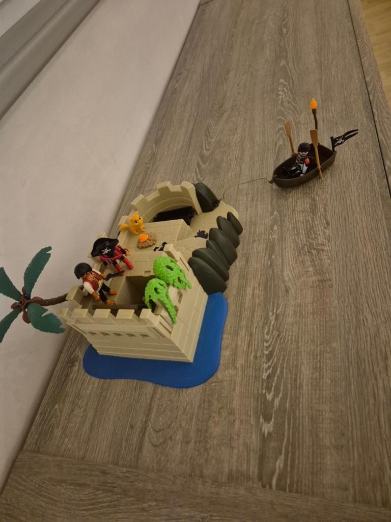 Kinderspeelgoed, Ophalen