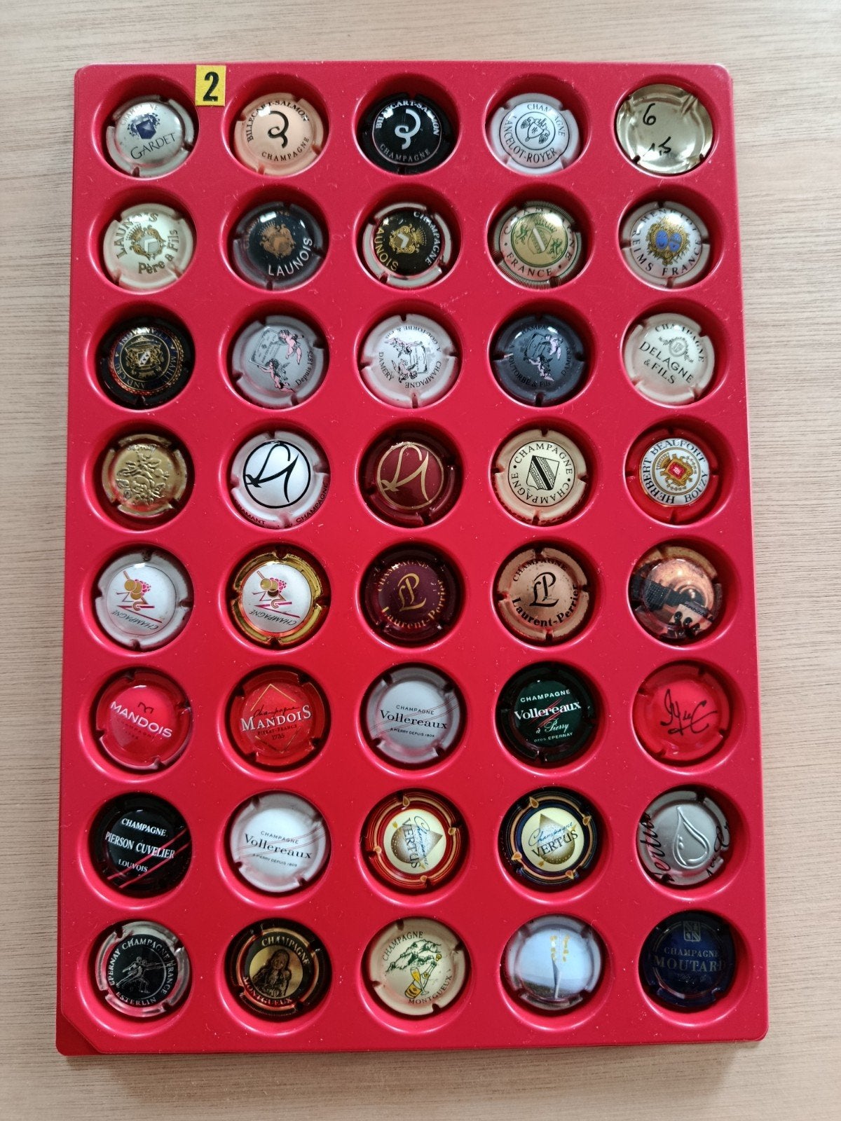 Champagne capsules, Verzamelen, Ophalen