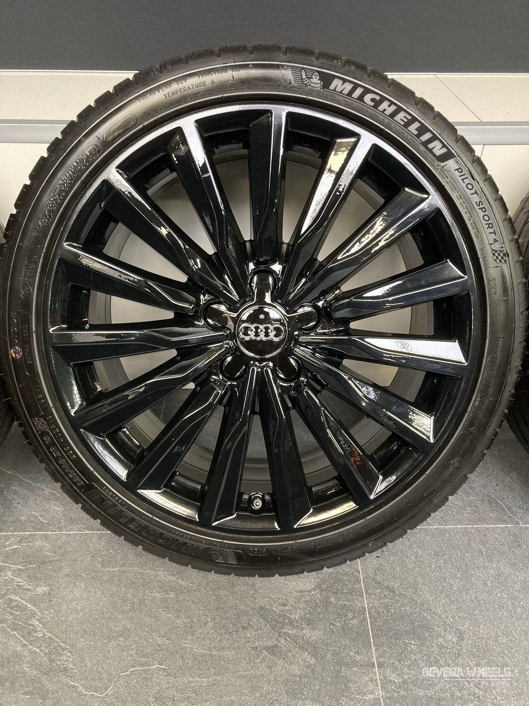 18” originele Audi A3 8P 8V 8Y velgen + banden 5x112 8V06010, 18 inch, Gebruikt, -, -