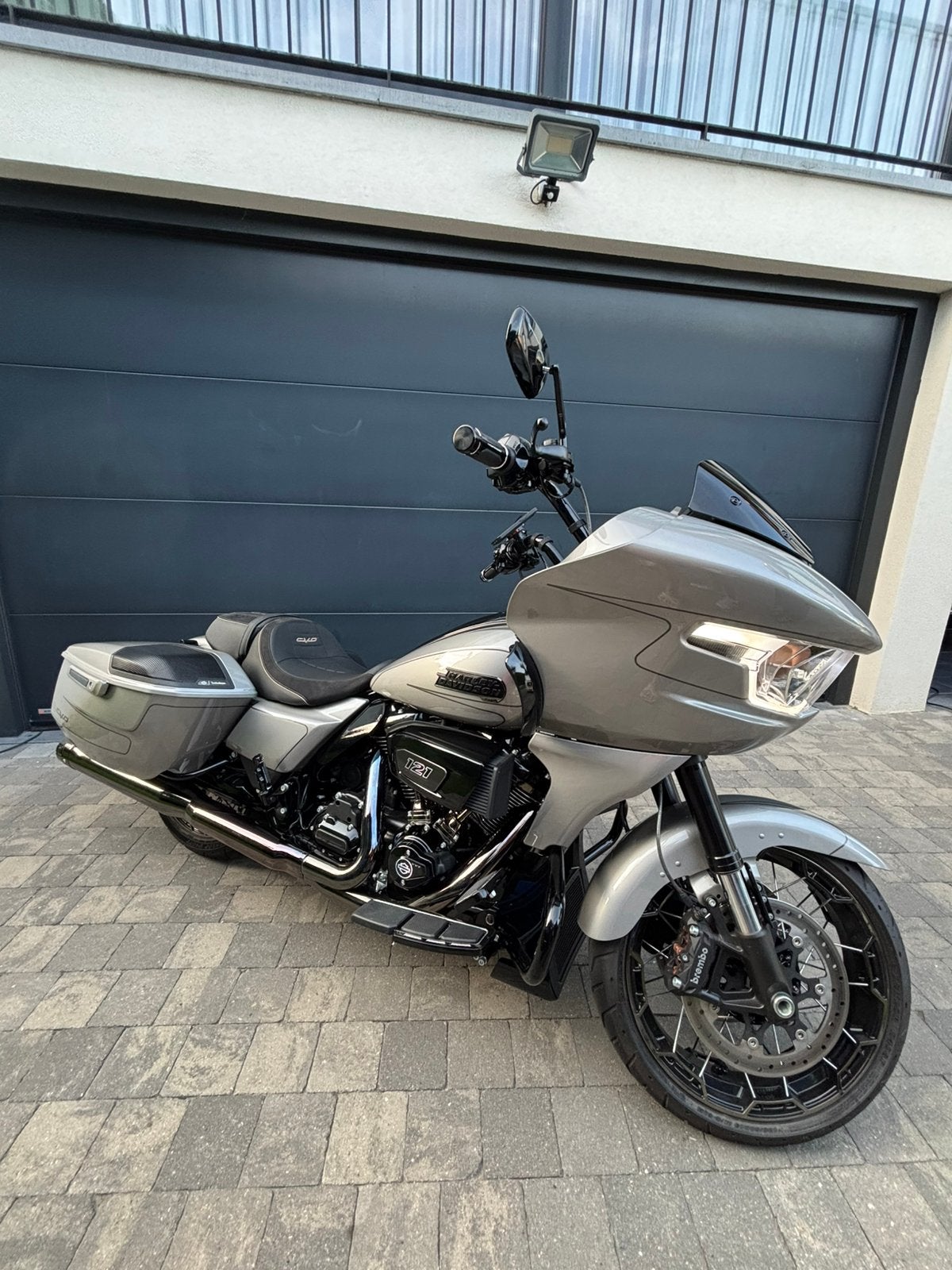 Harley Davidson Road Glide CVO Limited !, Motos, Particulier