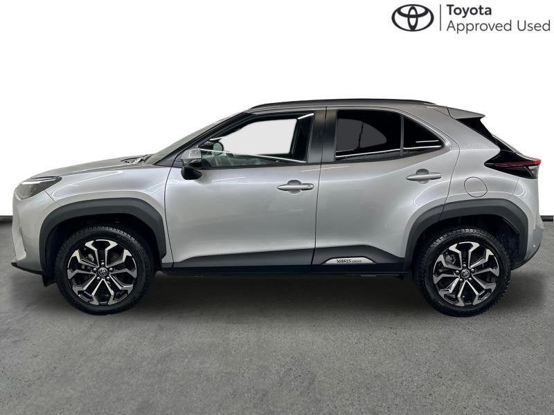 Toyota Yaris Cross Active Plus | Winter & Park P, Autos, Toyota, Achat, Euro 6, Autres couleurs, Noir