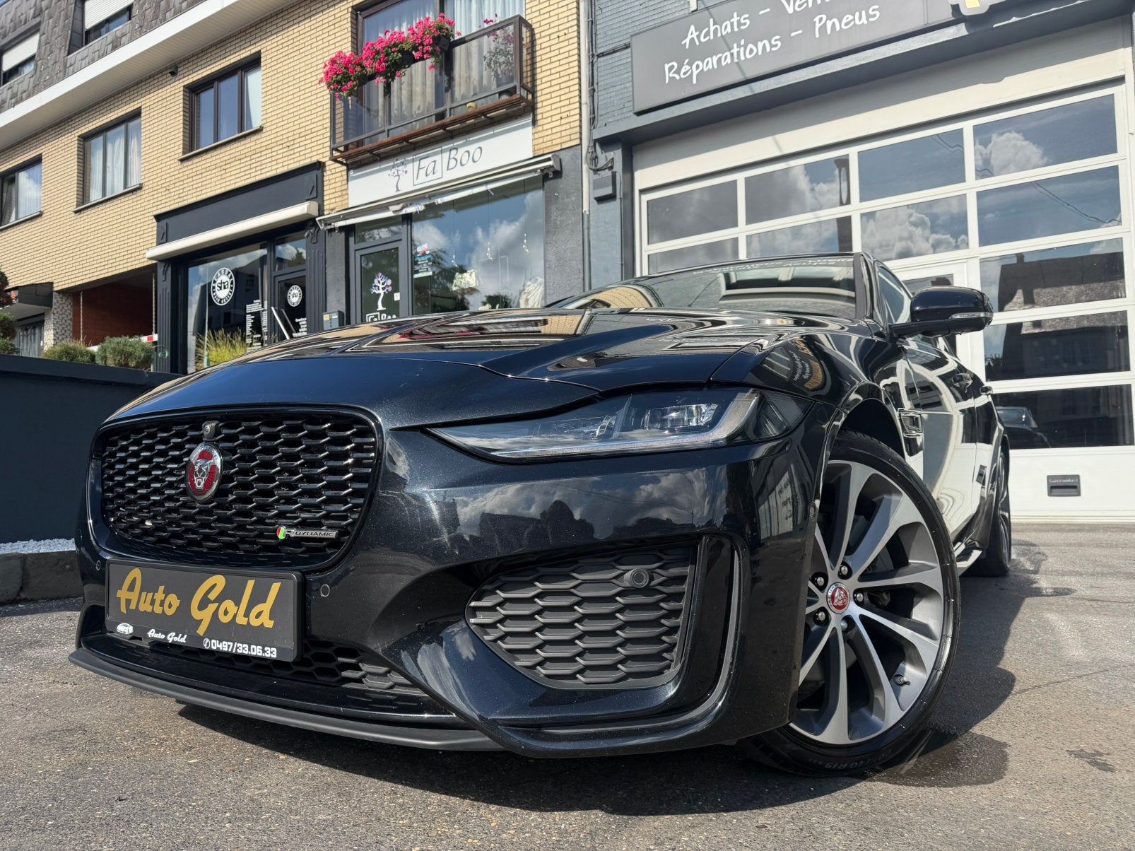 JAGUAR XE R-DYNAMIC SPORT LUXURY 1PROP NEUVE !, Autos, Cuir, Euro 6, Entretenue par le concessionnaire, 5 portes