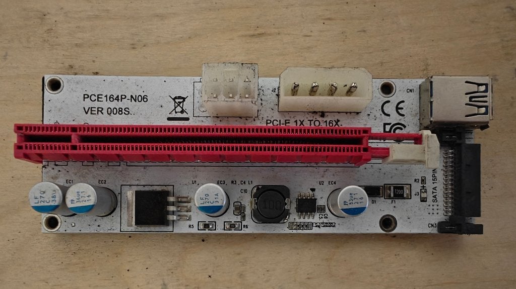 PCI-E X16 X1 risers VER 008s, Computers en Software, Pc- en Netwerkkabels, Ophalen of Verzenden, Zo goed als nieuw
