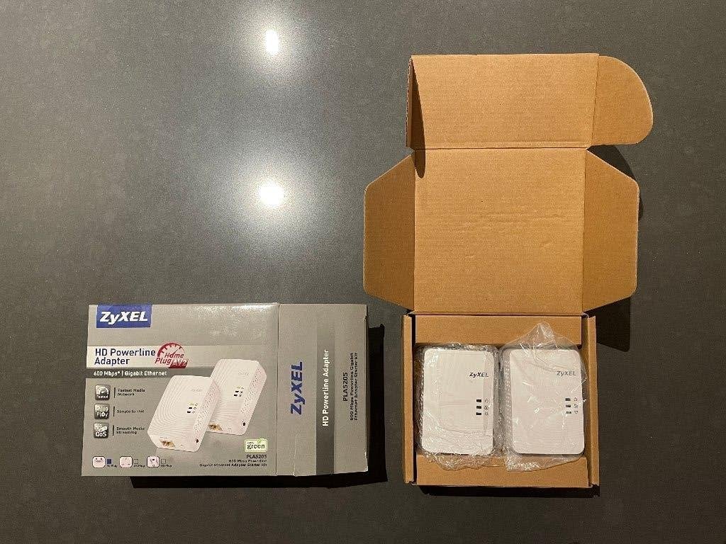 Zyxel PLA5205 600 Mb/s Powerline Gigabit Ethernet Adapter, Enlèvement ou Envoi, Comme neuf, Zyxel