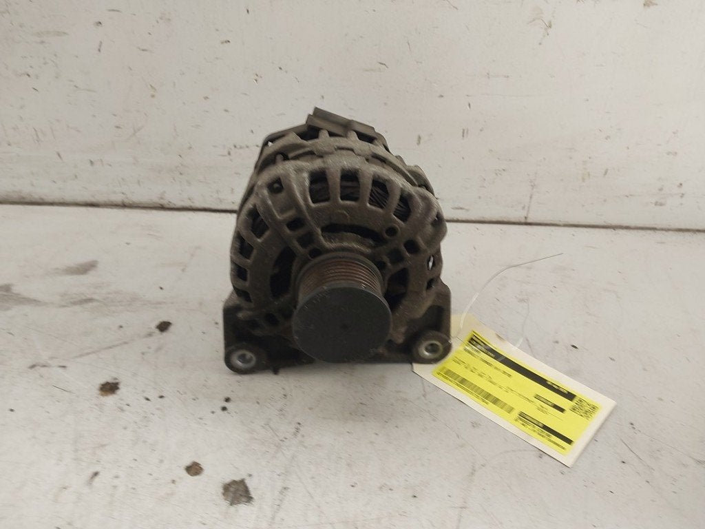 ALTERNATEUR V-Snaar Renault Twingo III (AH) (|231002854R|), Robert Bosch AG, Renault, Utilisé, Robert-Bosch-Allee 1
74232  Abstatt, DE