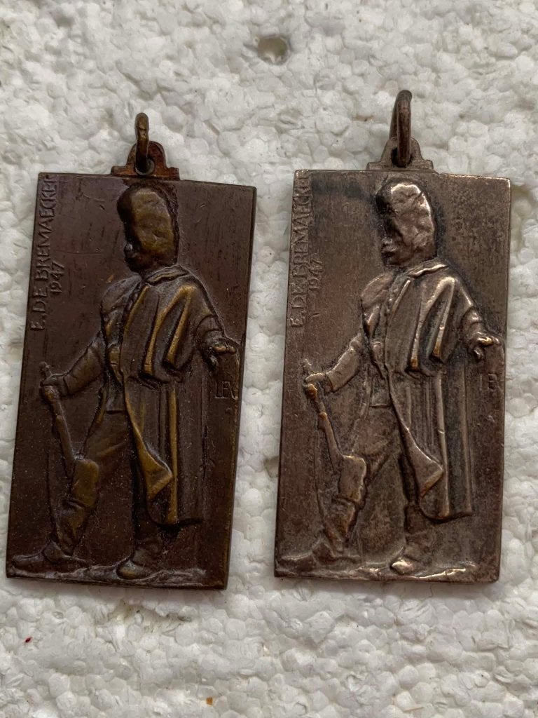 Medailles/Penninkjes 2X Rijkswacht. Donateur gedenkteken 2X, Verzamelen, Militaria | Tweede Wereldoorlog, Ophalen of Verzenden