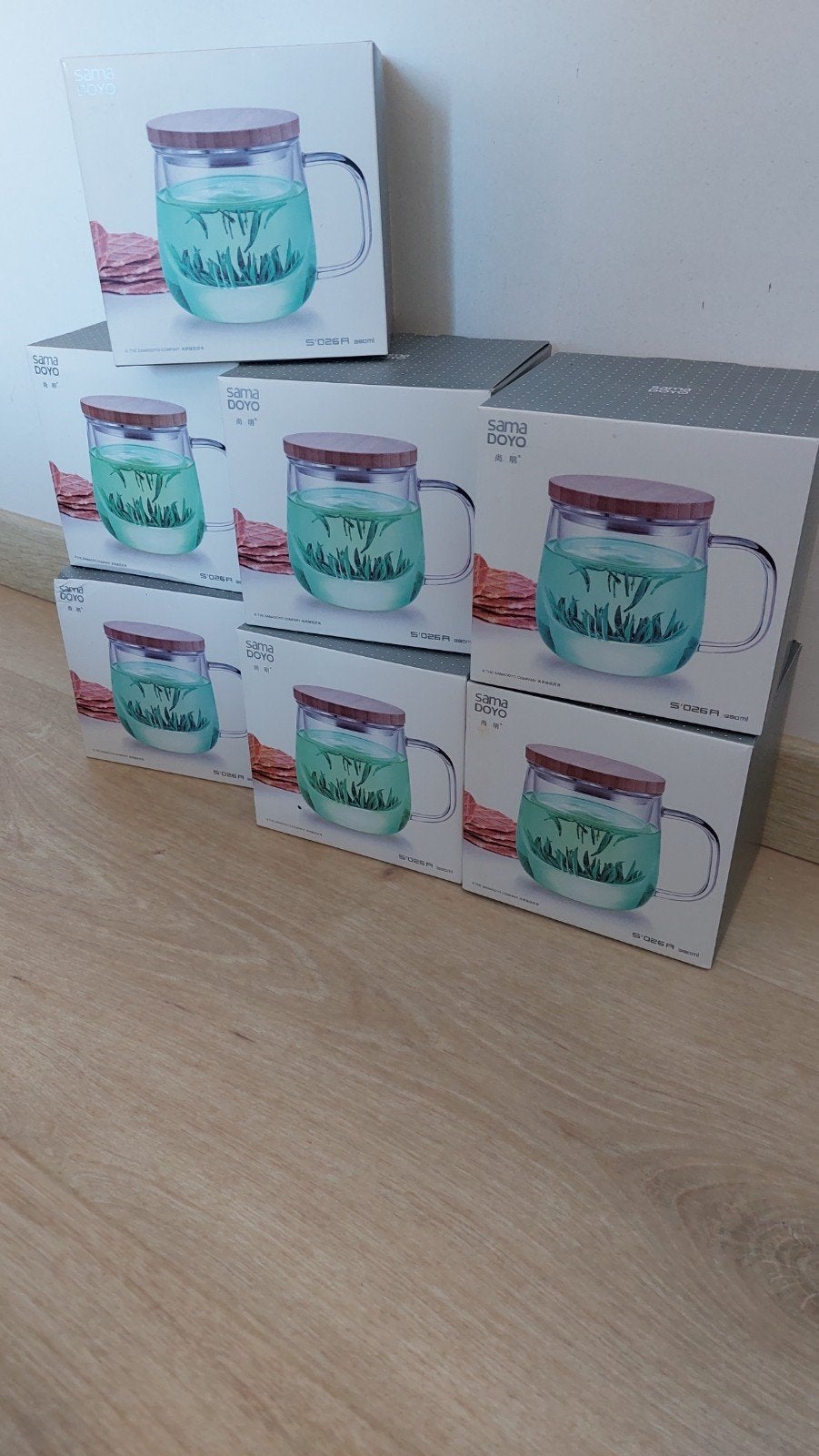 thee tas met glazen filter, Ophalen