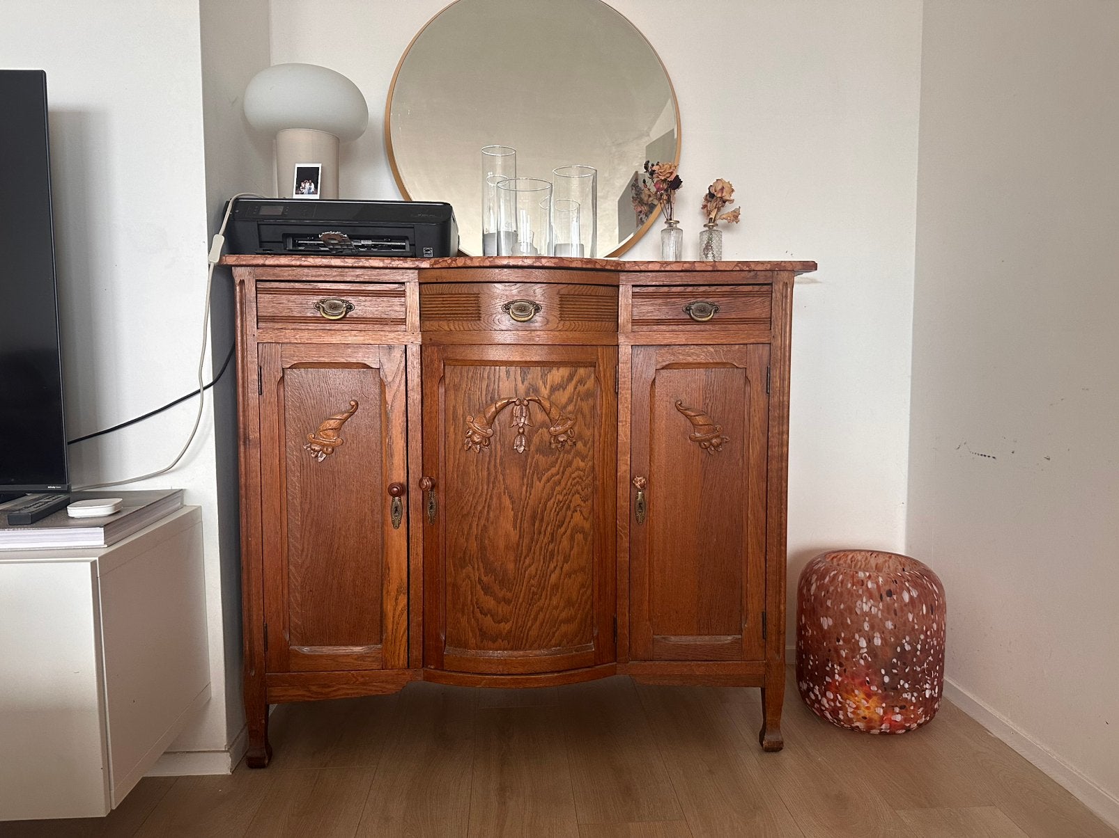 Vintage dressoir met rode marmer, Huis en Inrichting, Ophalen, Gebruikt, 50 tot 75 cm, Met lade(s)