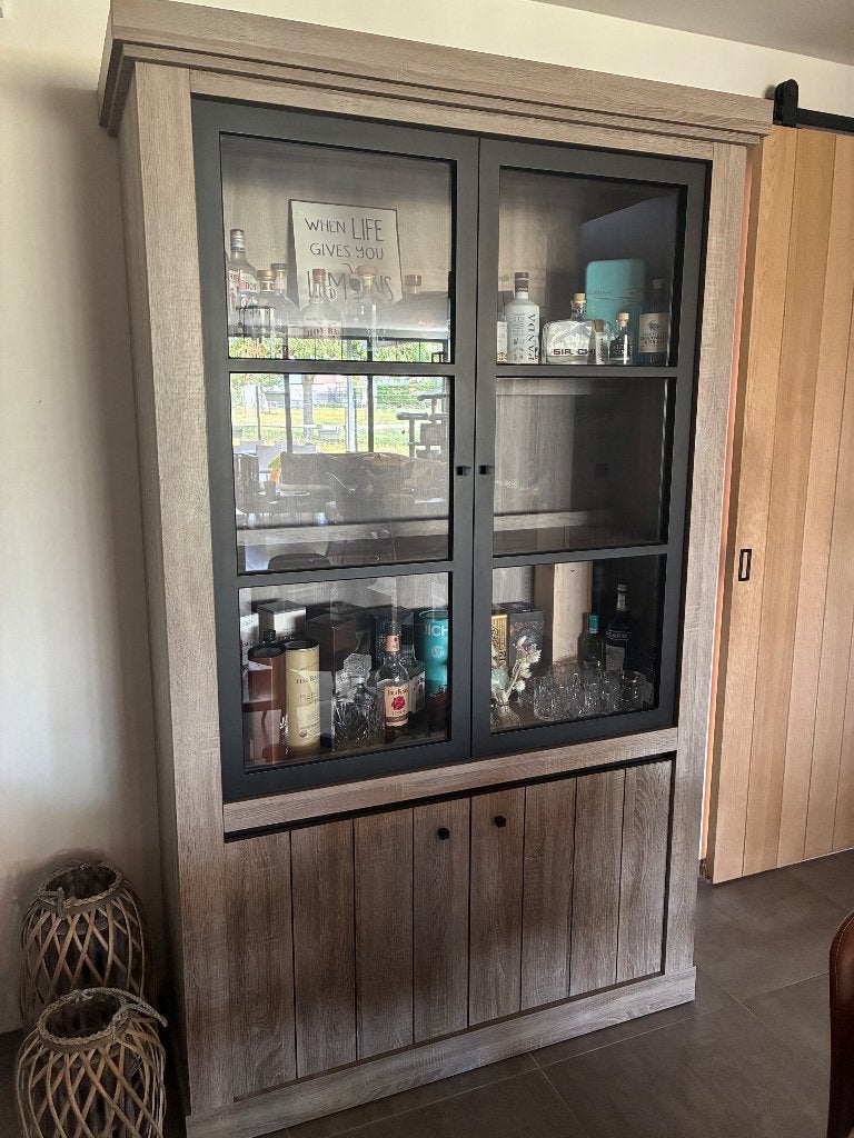 Dressoir & barkast, Ophalen, Zo goed als nieuw, Met lade(s)