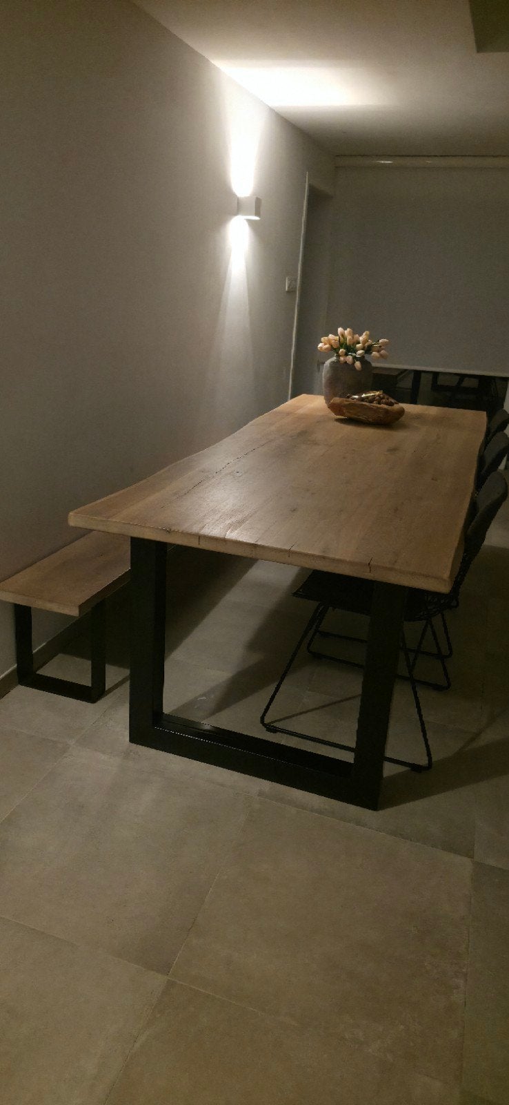 Eiken eettafel 2m40 op 1m + eiken bank 2m € 850, Huis en Inrichting, Ophalen, Gebruikt, Eikenhout, 200 cm of meer