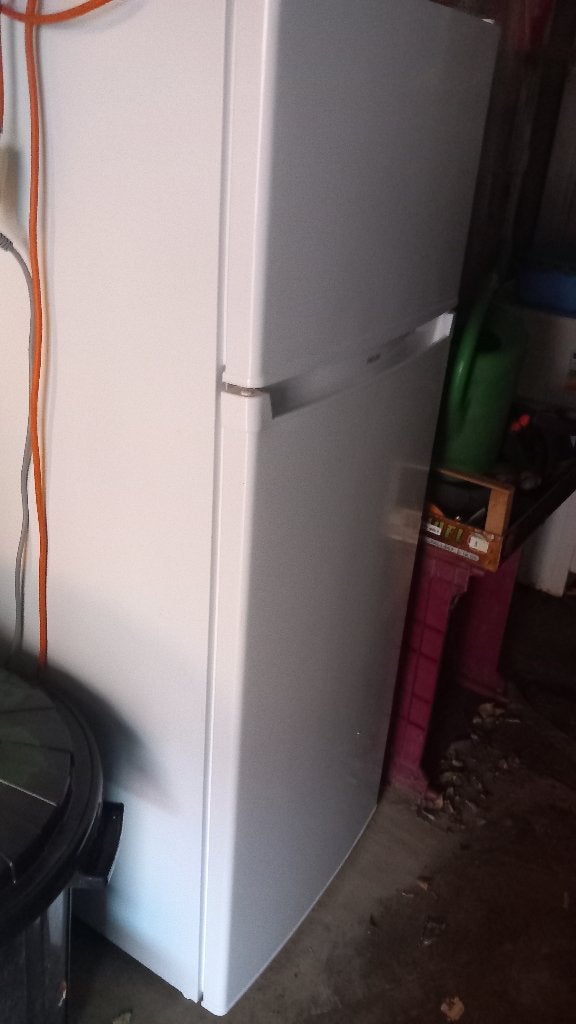 a vendre frigo congélateur deux porte, Enlèvement, Neuf
