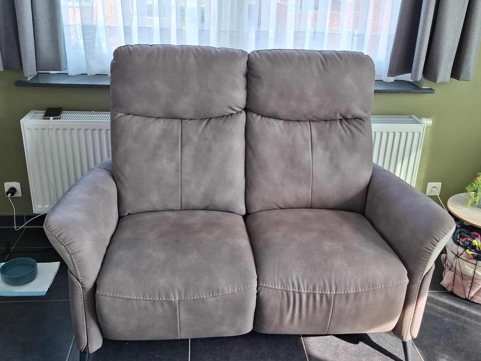 Canapé deux places avec fauteuil inclinable, Enlèvement, Comme neuf