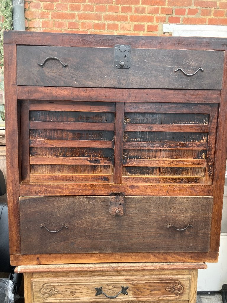 Restauratieproject oude kast, Ophalen