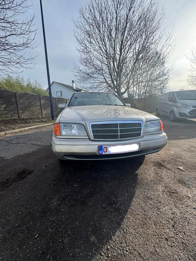 Mercedes C220 Diesel zonnedak 1994 Oldtimer, Particulier, C-Klasse, Handgeschakeld, Diesel