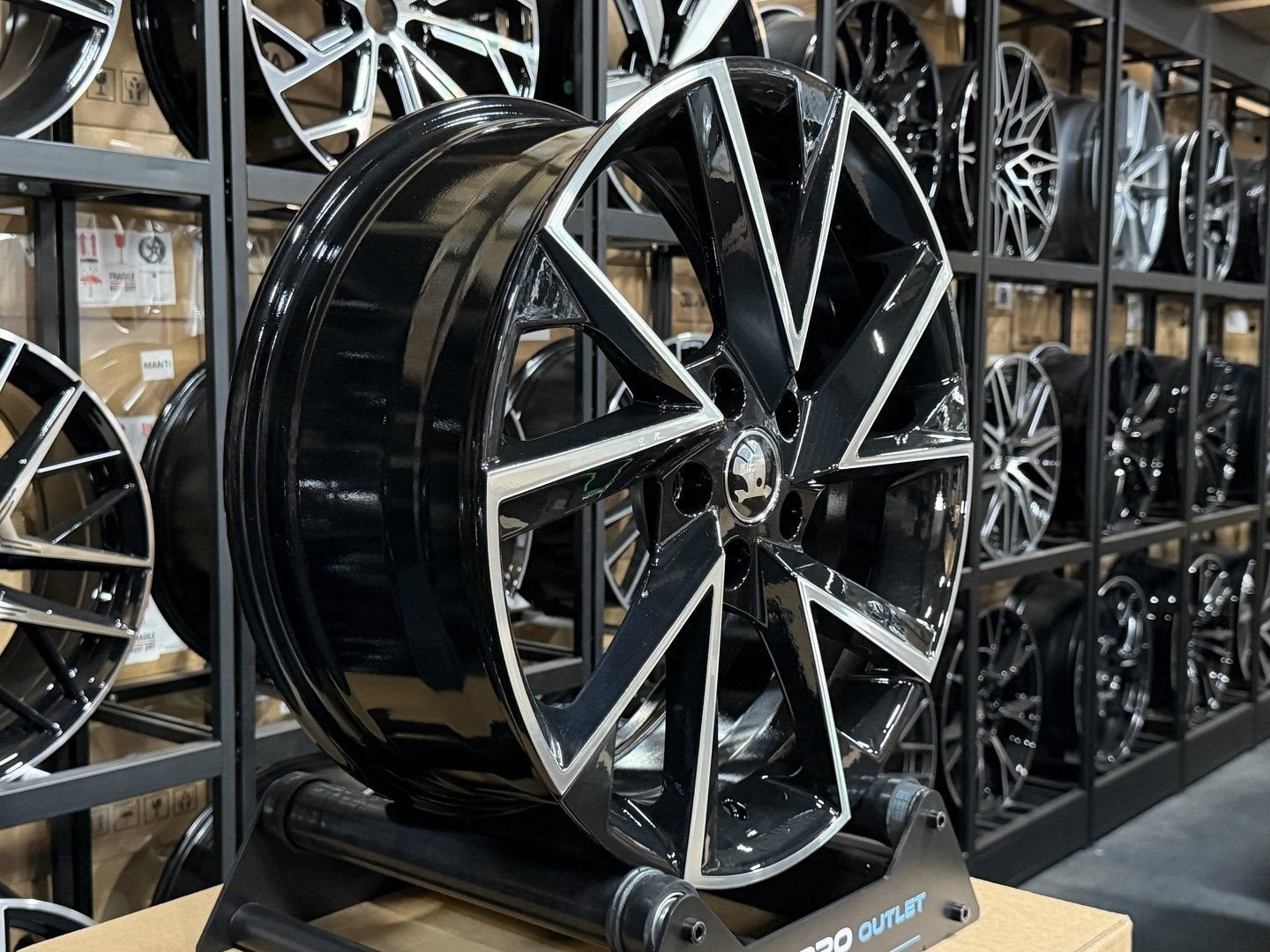 18" SKODA RS Look Sportvelgen SKODA OCTAVIA KODIAQ KAROQ VW, -, -, Nieuw, Ophalen of Verzenden