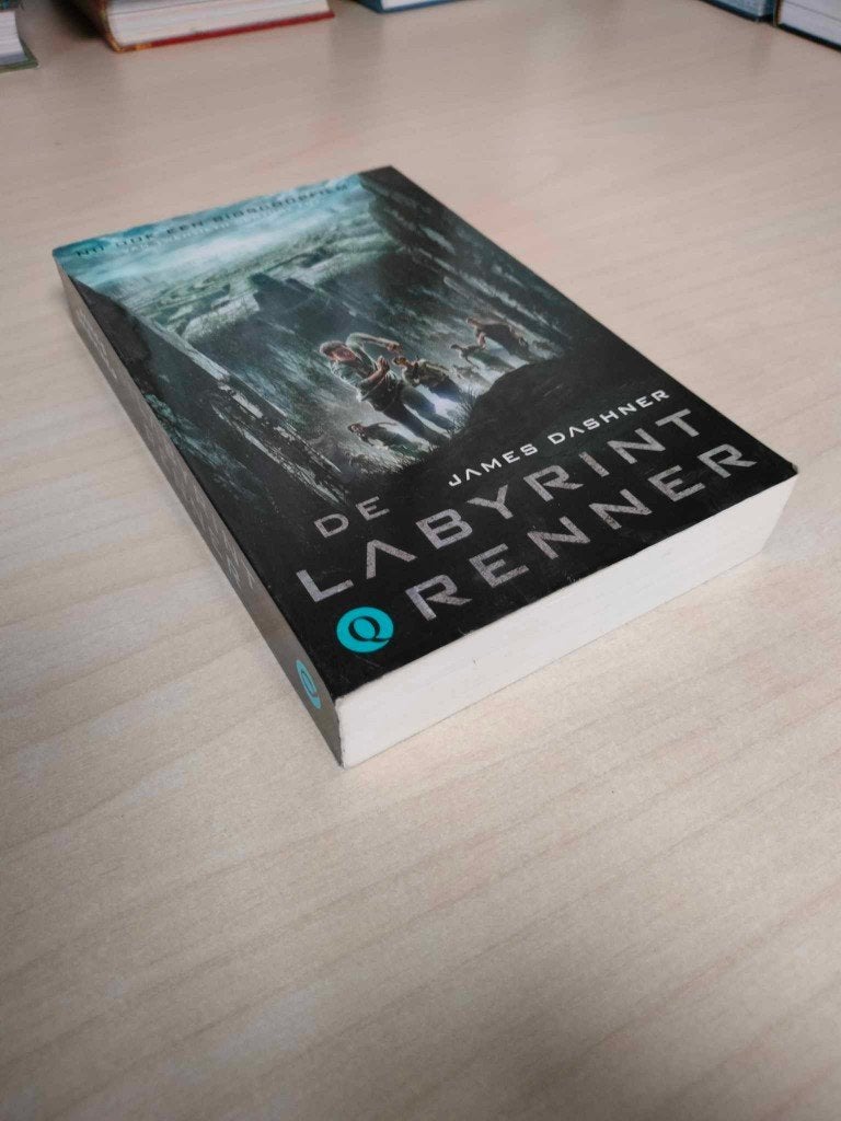 De Labyrintrenner, Ophalen of Verzenden, Zo goed als nieuw, James Dashner