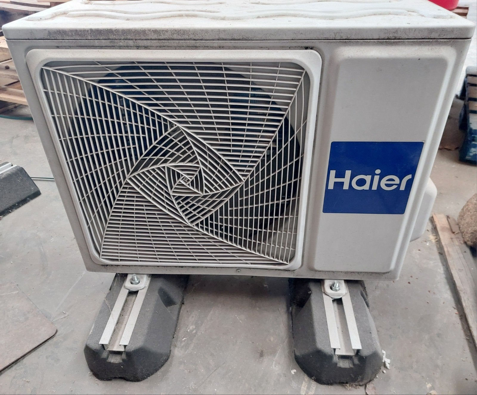 Airco Haier 2,5 kW  - 2 stuks, Elektronische apparatuur, Airco's, Ophalen, Afstandsbediening