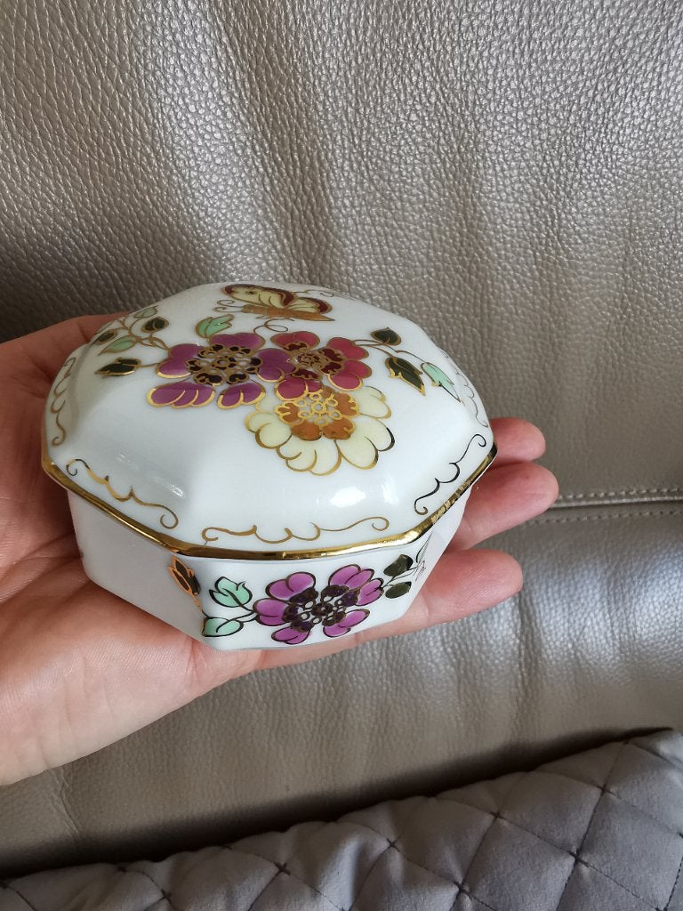 Vintage Zsolnay Hongarije porselein Snuisterijdoosje, Ophalen of Verzenden