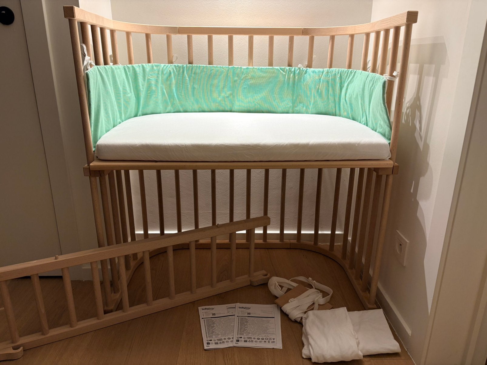 Babybay Boxspring cosleeper naturel hout met toebehoren, Ophalen, Zo goed als nieuw, Overige typen