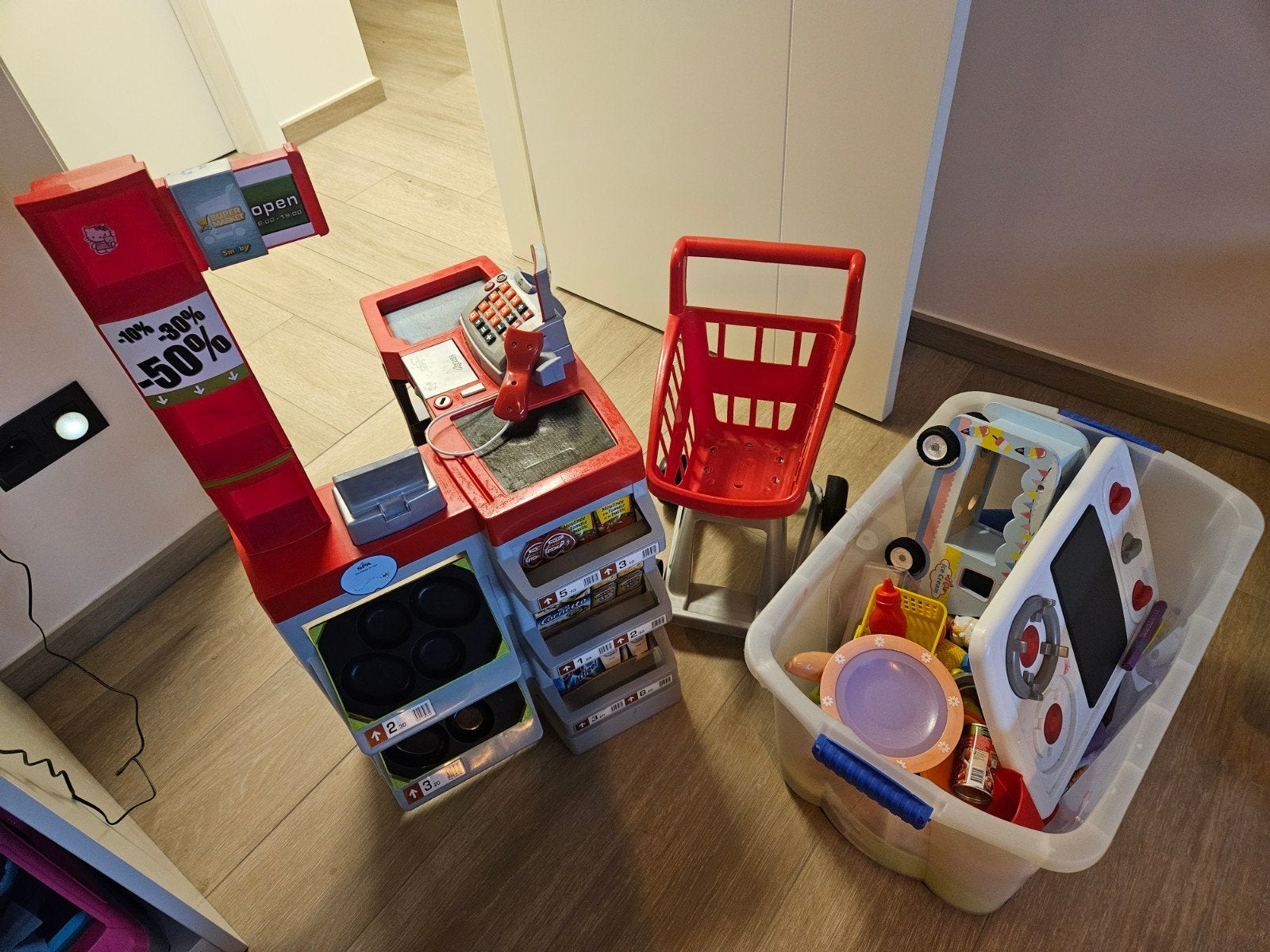 Winkeltje met toebehoren, Ophalen