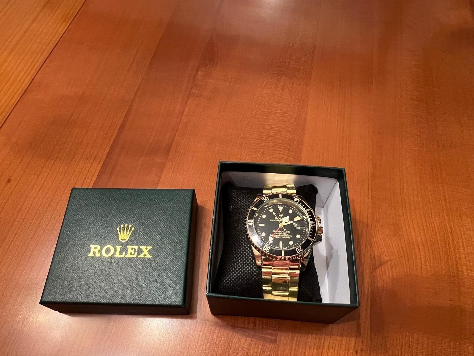 Rolex Submariner Date or (noir ) entièrement neuve, Bijoux, Sacs & Beauté, Rolex, Or, Enlèvement, Or