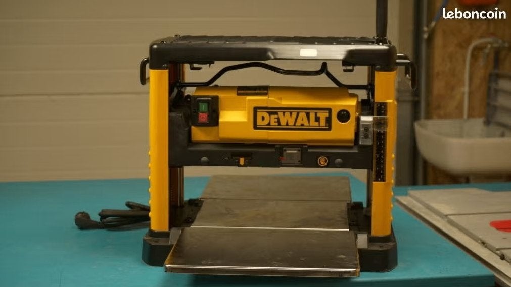 Raboteuse dewalt dw733, Bricolage & Construction, Raboteuses, Comme neuf, Électrique, Enlèvement
