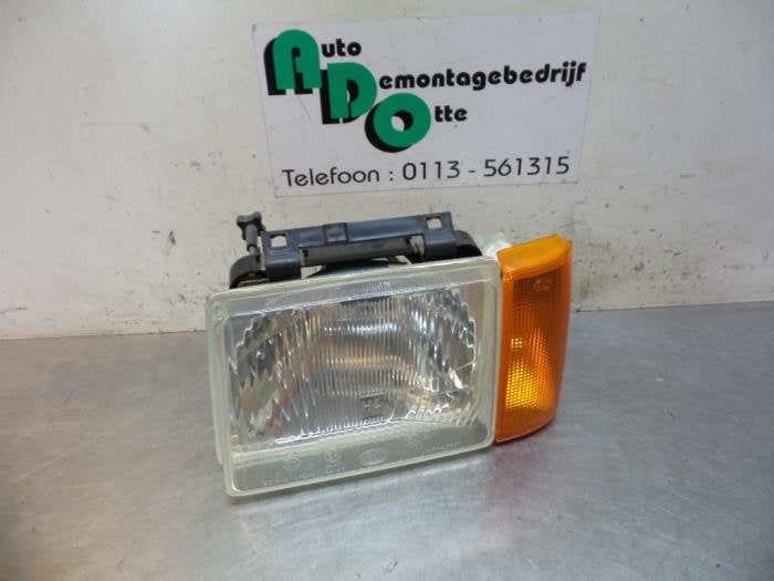 Phare gauche d'un Opel Corsa (Corsa A 83-), Neuf, -, 3 mois de garantie, -