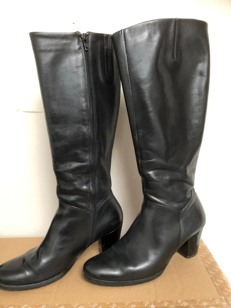 Zwarte laarzen maat 38 merk Cypres, Kleding | Dames, Schoenen, Hoge laarzen, Zwart, Ophalen of Verzenden, Zo goed als nieuw