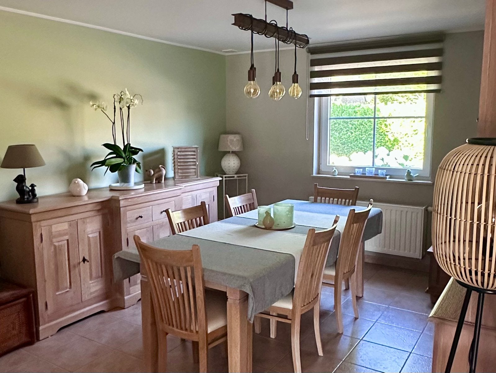 Buffet en chêne blanchi, Enlèvement, Comme neuf