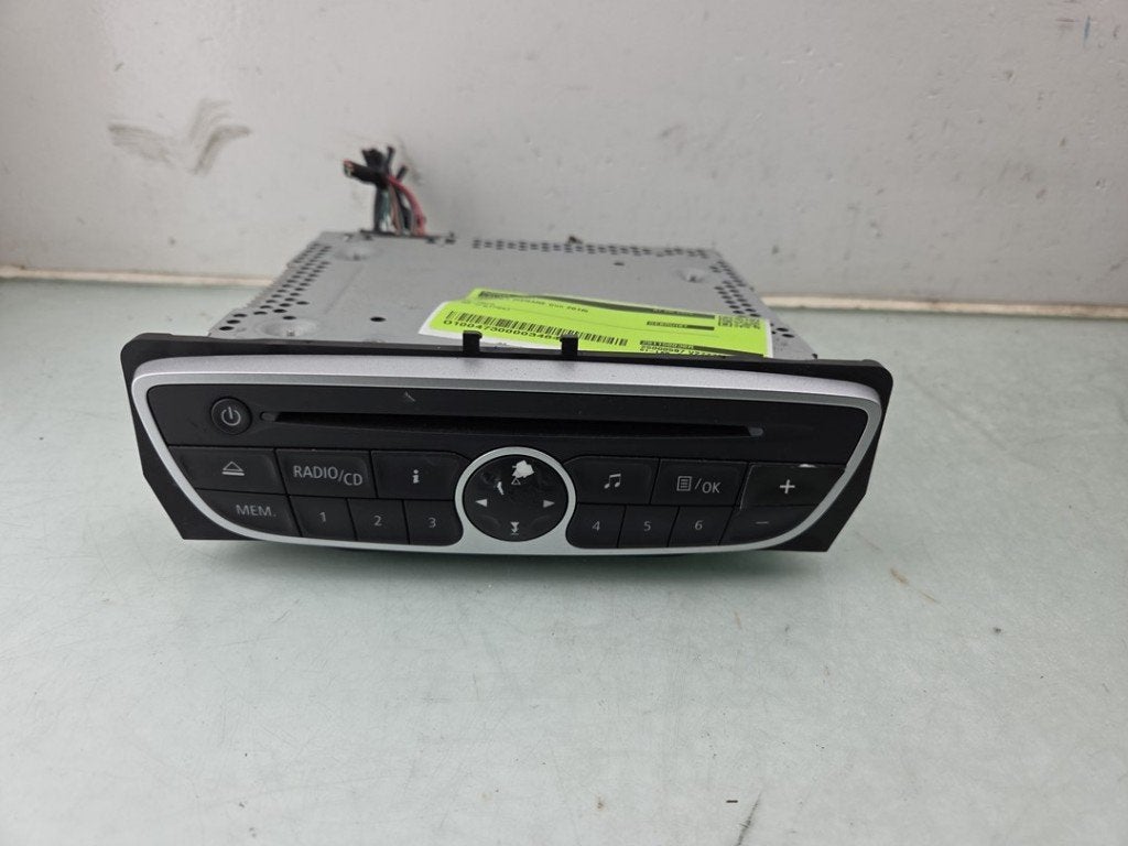 RADIO Renault Megane III Grandtour (KZ) (|281150030R|), Dhr. J. Ham, Renault, Administratie@autoham.nl, Utilisé