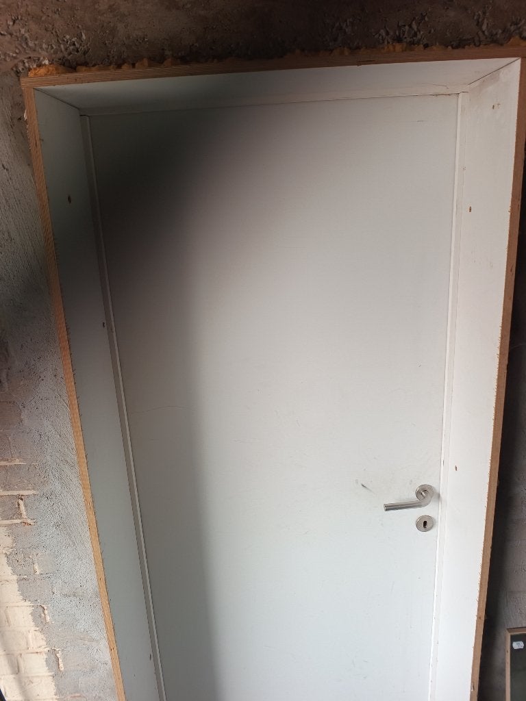 2 schilderdeuren + deurkit, Neuf, Porte intérieure, Enlèvement, 80 à 100 cm