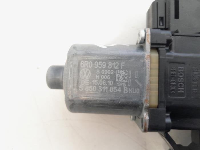 Moteur de vitre portière d'un Volkswagen Polo, Volkswagen, -, 3 mois de garantie, Utilisé