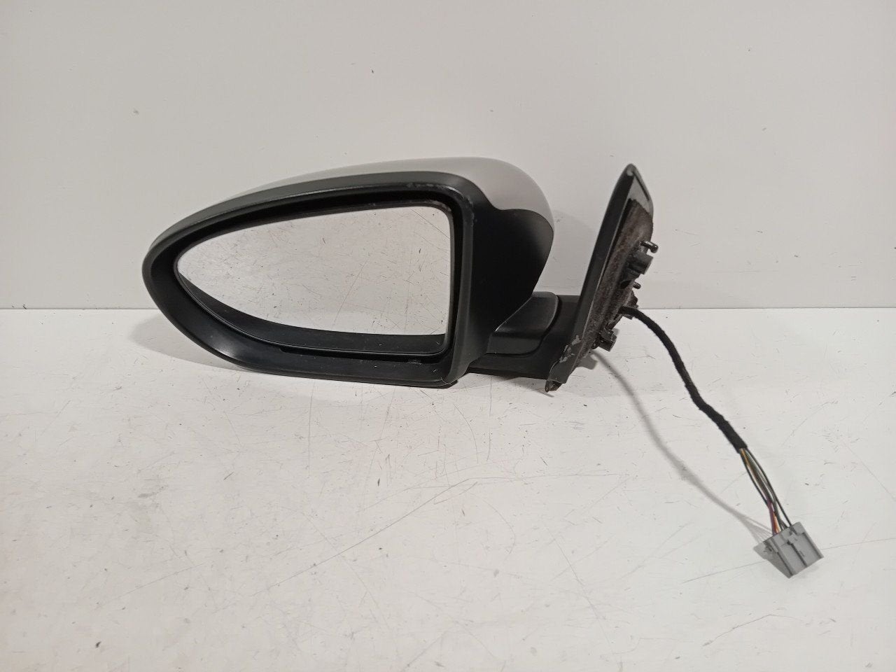 Spiegel buiten links elektrisch Nissan Qashqai, Onderdelen@venauto.nl, Van der Ven Autorecycling B.V., Gebruikt, Ettenseweg 76, 4706 PB Roosendaal, The Netherlands