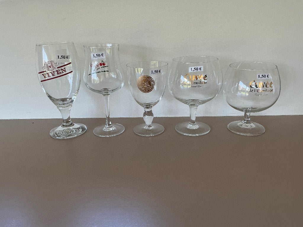 50 tal bierglazen aan slechts 1,50 euro per glas, Verzamelen, Biermerken, Ophalen of Verzenden, Zo goed als nieuw