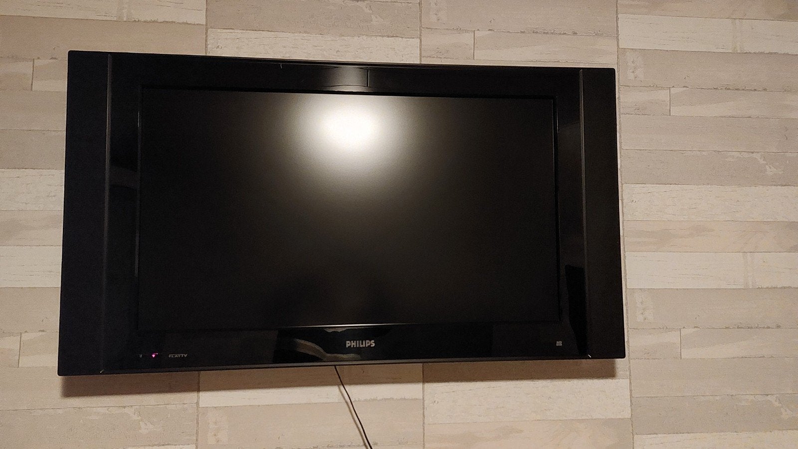 philips tv  geen smart, werkt wel nog. afhalen zemst, Ophalen, Gebruikt, Philips
