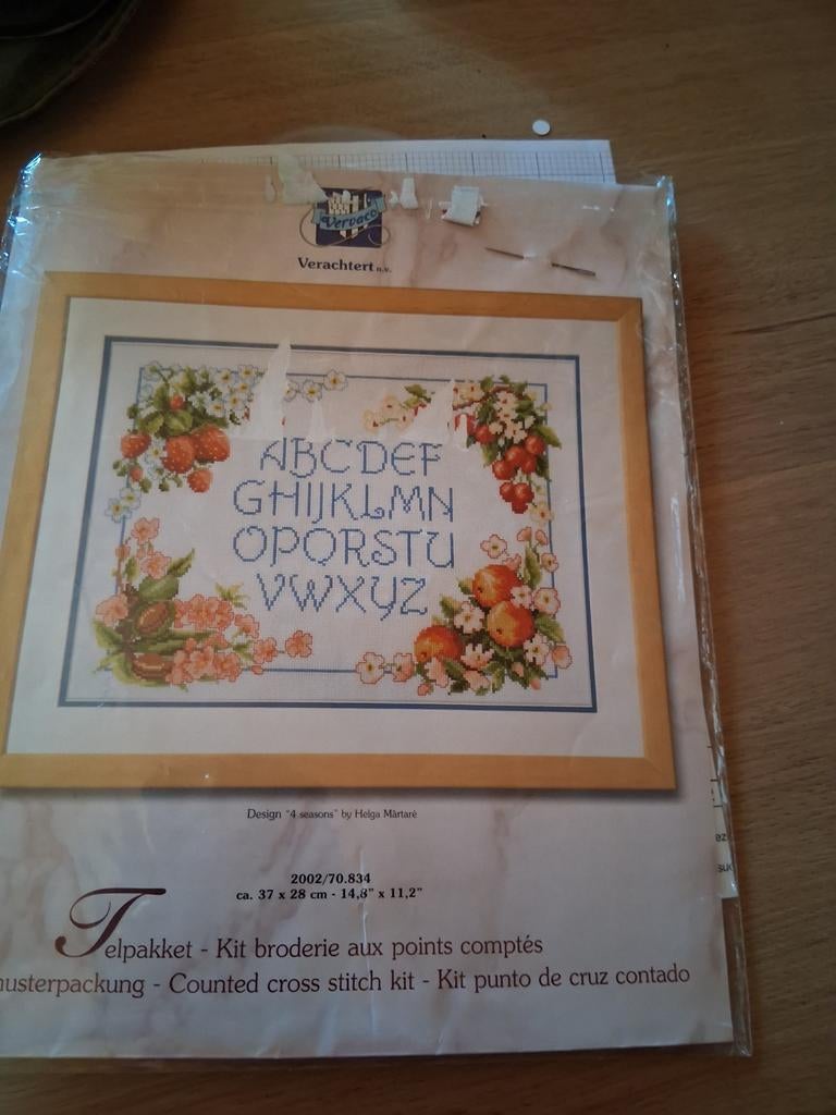 Borduurpatroon + restjes draad  letterdoek, Hobby & Loisirs créatifs, Broderie & Machines à broder, Enlèvement ou Envoi