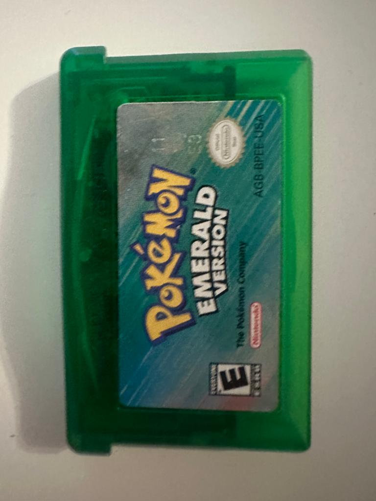 Authentic Pokémon Emerald (GBA) - Tested - Saves, Games en Spelcomputers, Games | Nintendo Game Boy, Avontuur en Actie, Gebruikt