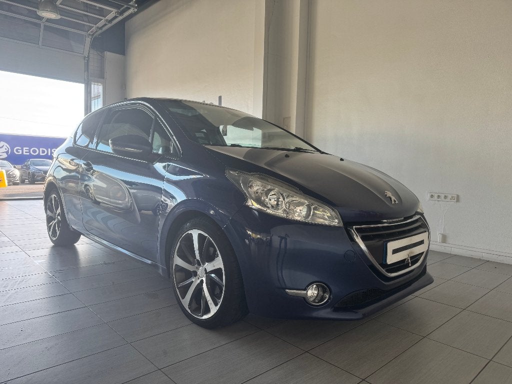 208 e hdi 115 CV feline, Cuir, Euro 5, Achat, Boîte manuelle