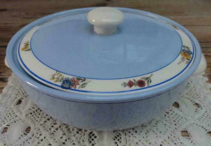 SALE Lichtblauwe terrine Villeroy & Boch Mettlach, Antiek en Kunst, Ophalen of Verzenden