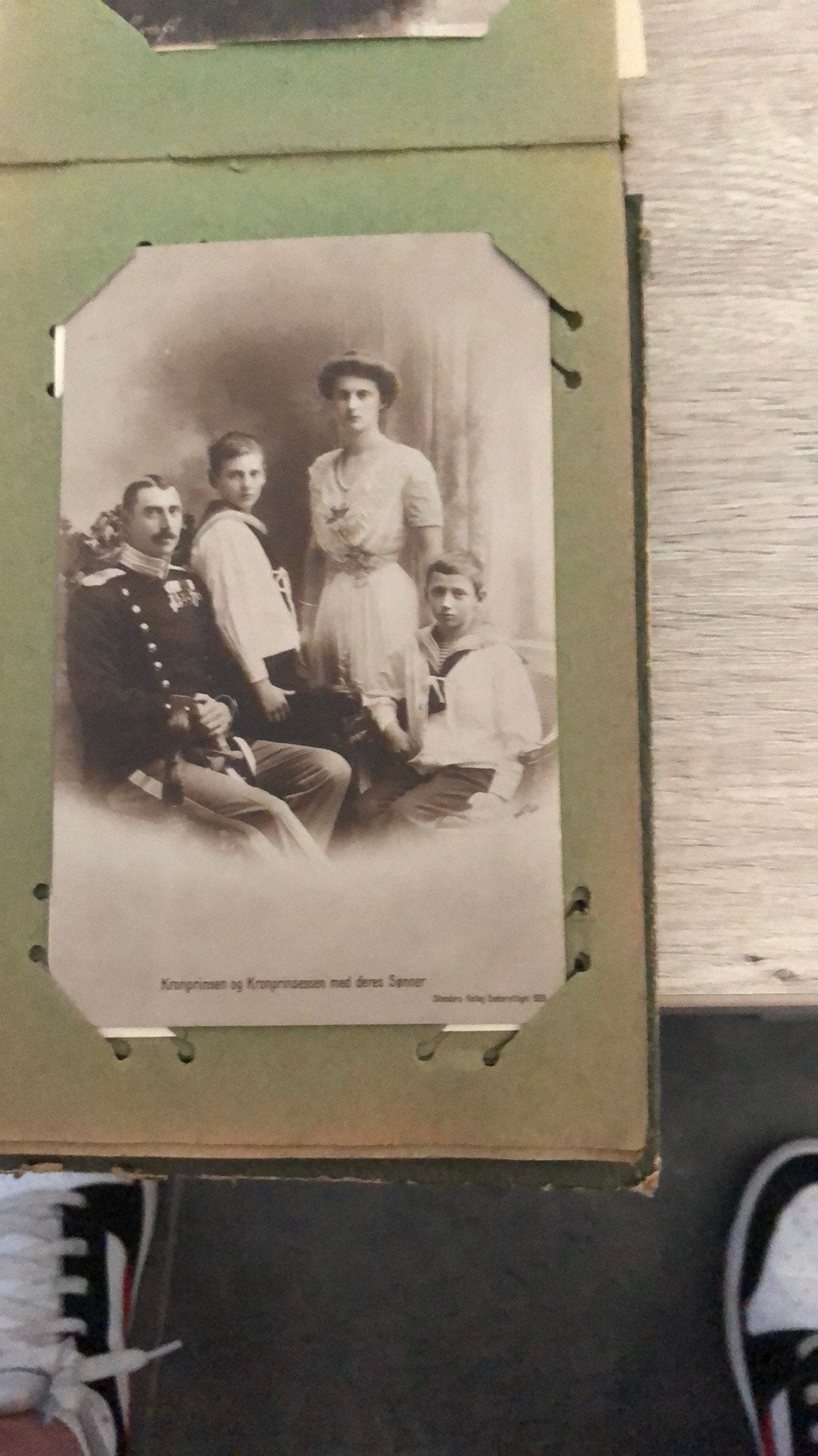 Zeer mooie album vd Duitse Dynastie, Verzamelen, Foto's en Prenten, Ophalen, Zo goed als nieuw, Prent