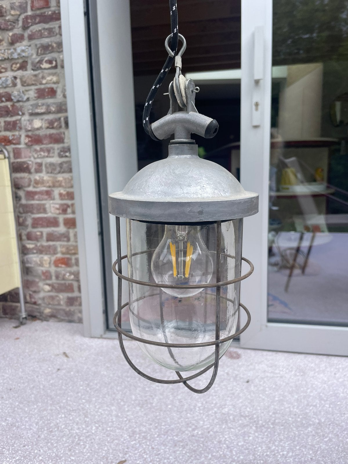 Oude fabriekslamp vintage, Huis en Inrichting, Ophalen of Verzenden, Zo goed als nieuw