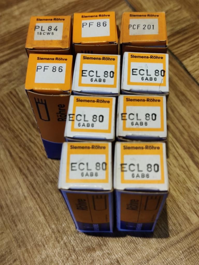 Siemens Böhre 10x nos buisversterker lamp radio tube, TV, Hi-fi & Vidéo, Amplificateur à lampes, Enlèvement ou Envoi, Tube ou Tubes