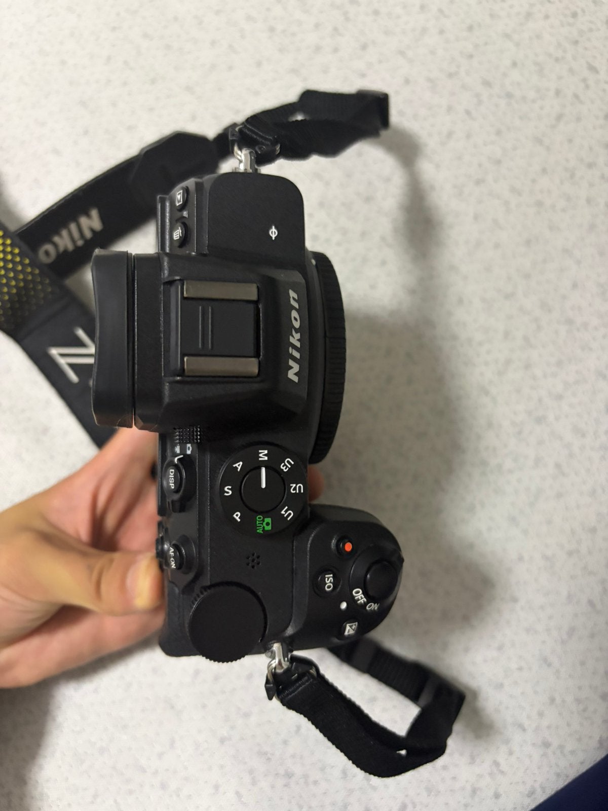 Nikon Z5 + Z24-120 f4 presque complètement nouveau, Enlèvement ou Envoi, Comme neuf, Caméra
