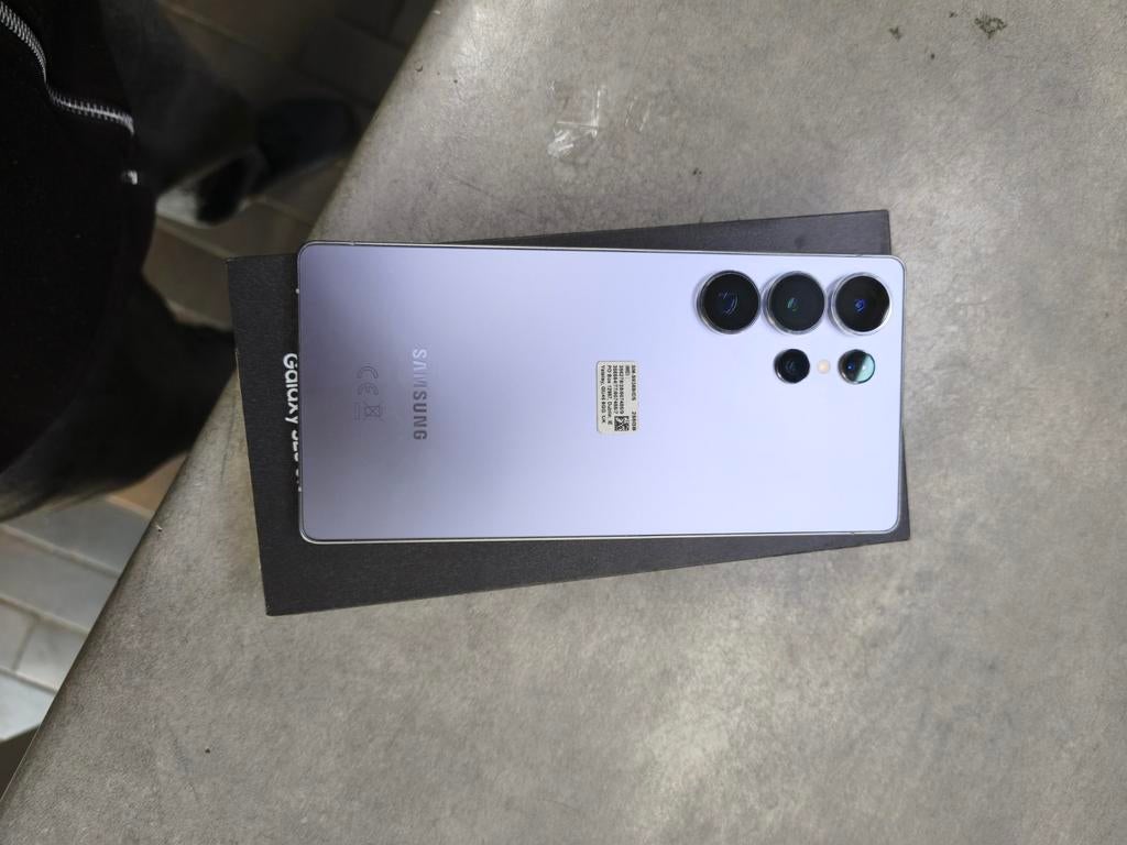 Samsung Galaxy s25 ultra 256 gb 750 euro, Telecommunicatie, Mobiele telefoons | Samsung, 256 GB, Ophalen
