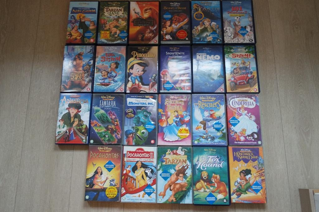 Video VHS Disney Engelse versie Nederlands ondertiteld, CD & DVD, VHS | Enfants & Jeunesse, Utilisé, Dessins animés et Film d'animation