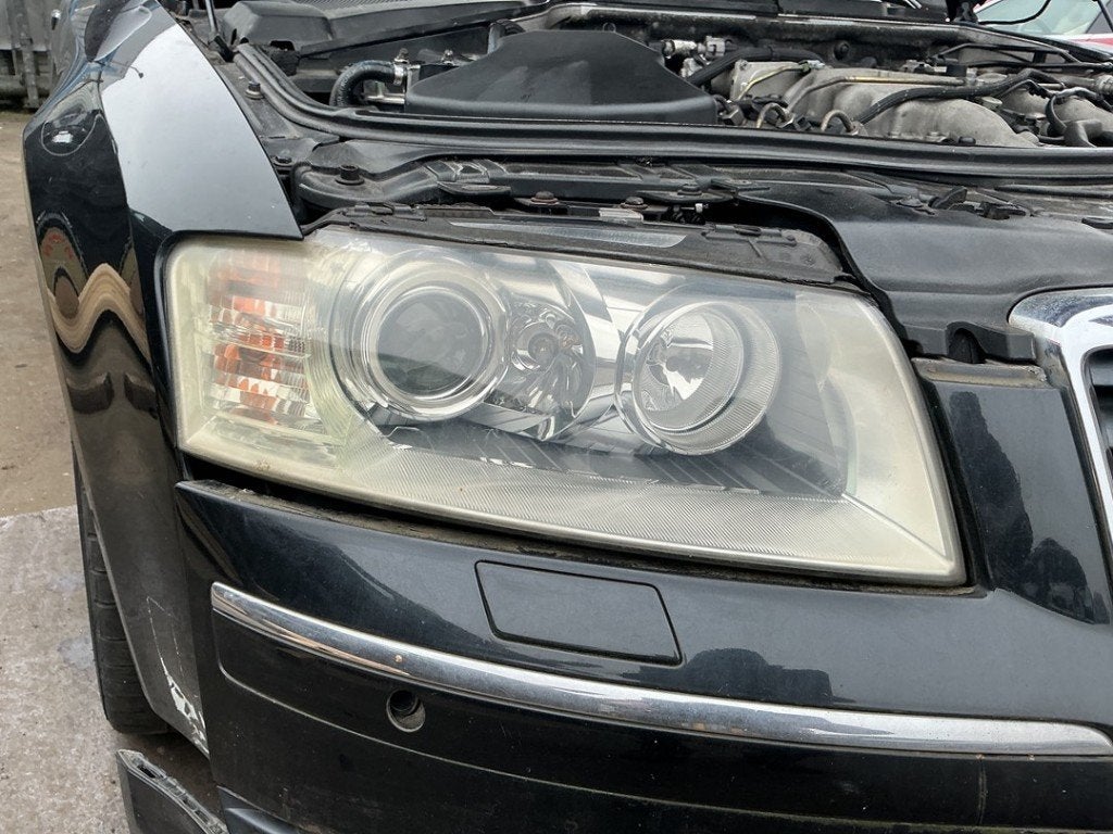 PHARE / OPTIQUE AVANT DROIT Audi A8 (D3) (01-2002/07-2010), Auto-Union-Straße  1,
85057  Ingolstadt, DE, Info@audi.de, Audi, Utilisé